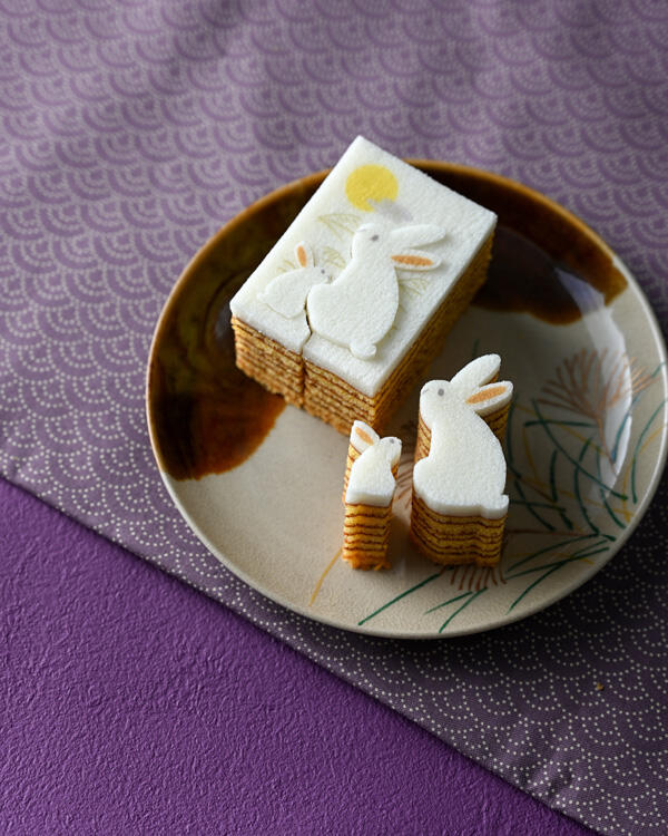 Katanuki (cut-out) Baumkuchen O-tsukimi rabbit cake, Japanese chestnut flavor from Mameya Kanazawa Bankyu