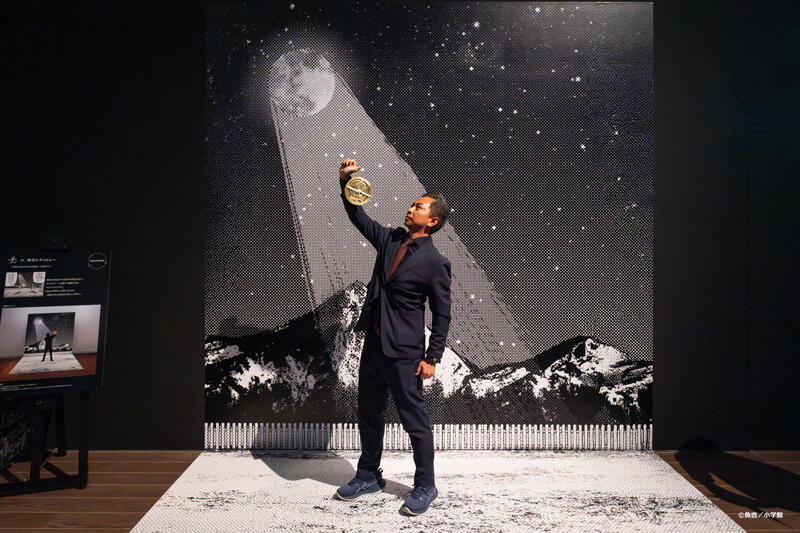 ＜フォトスポット＞&copy;魚豊／小学館