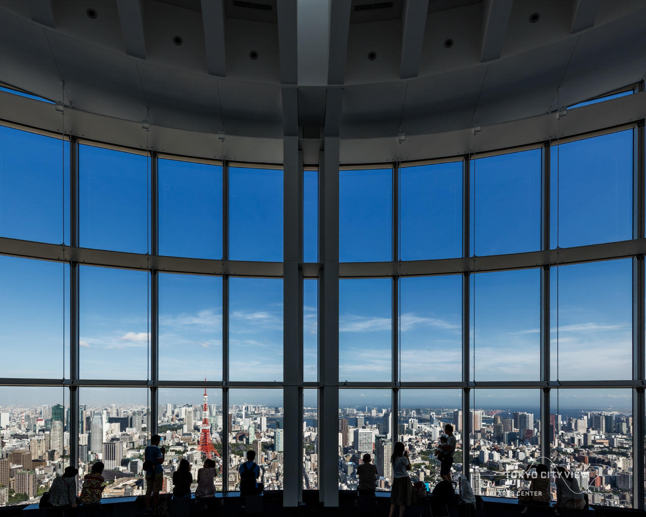 キラキラ東京の絶景を背景に 画像配布中 東京シティビュー Tokyo City View